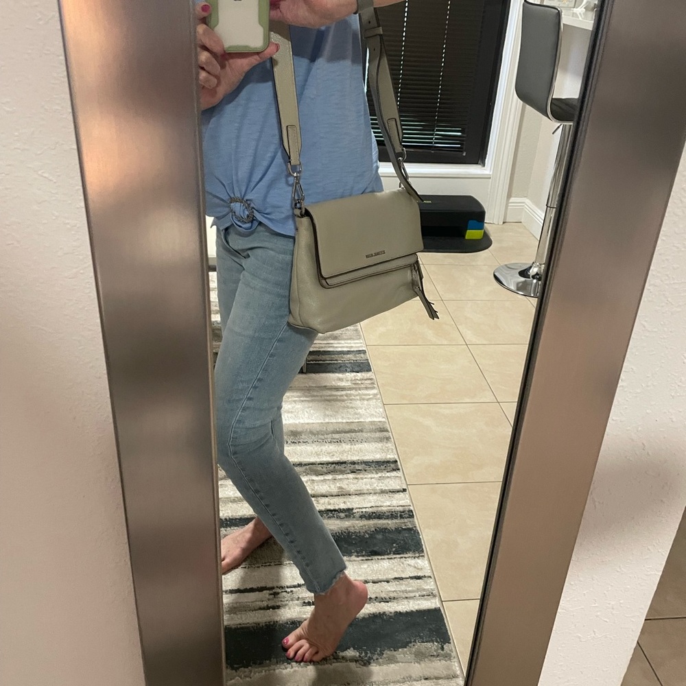 Michael Kors grey/taupe bag. Multiple inside pockets. No marks or flaws. - Picture 8 of 15